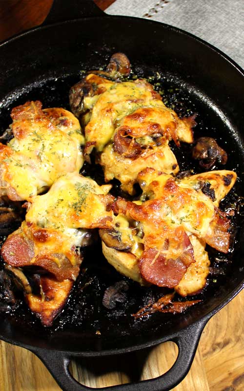 Serious comfort food from your own kitchen. This Copycat Outback Alice Springs Chicken is juicy and mouth watering-ly delicious!