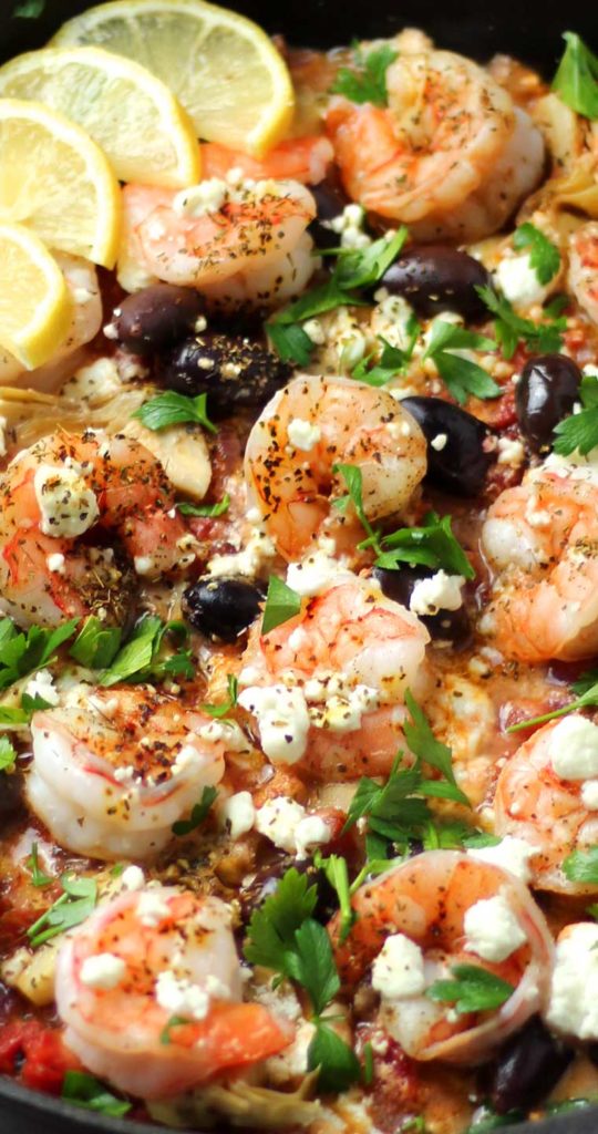 You will not believe how much flavor this Mediterranean Shrimp Skillet has. A no-guilt meal that is THIS easy to make?! Yes Please!!!